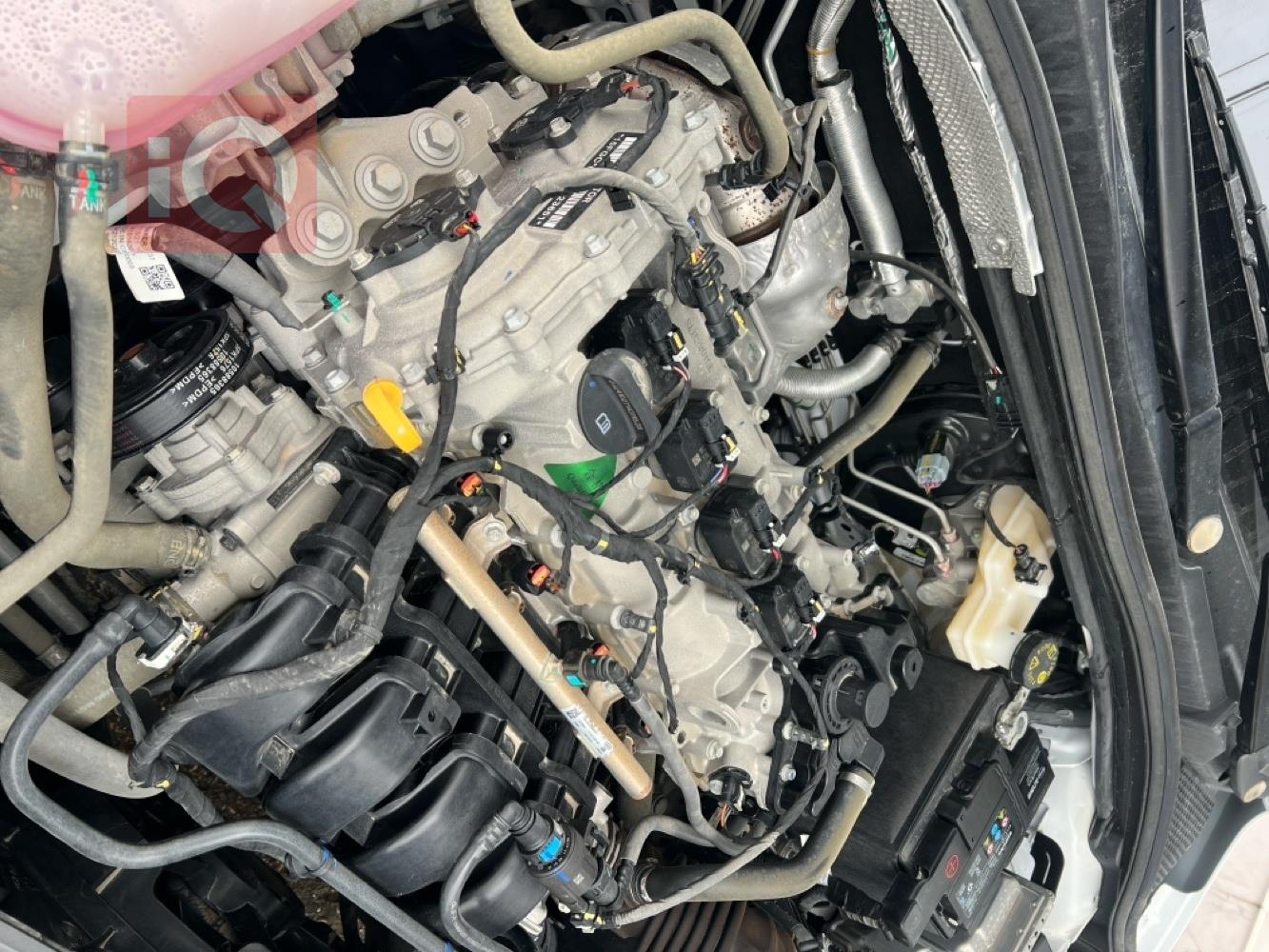 ئێم جی 5 پڵەس